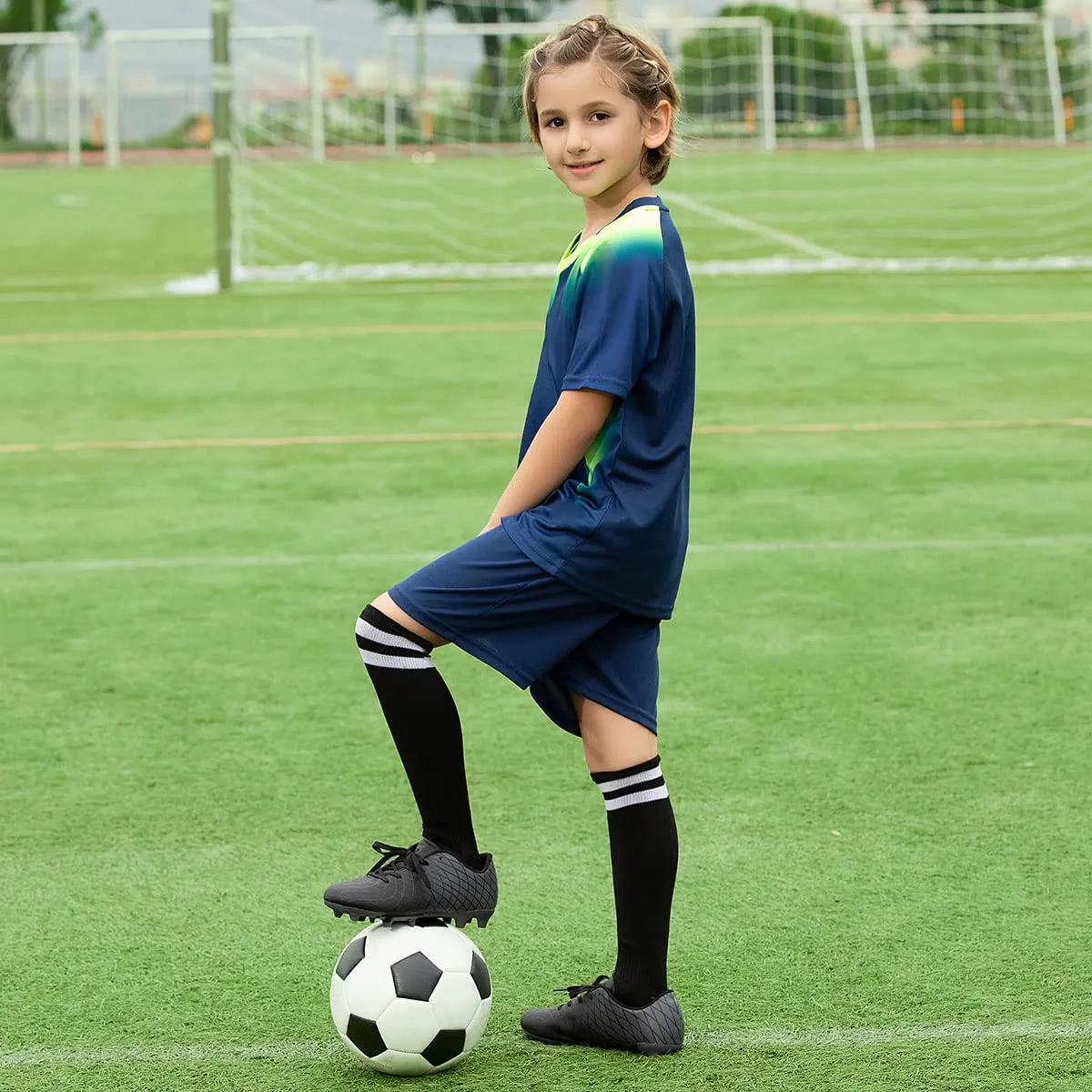 JABASIC Kids Outdoor Soccer Cleats Athletic Firm Ground Football Shoes (2,Black)