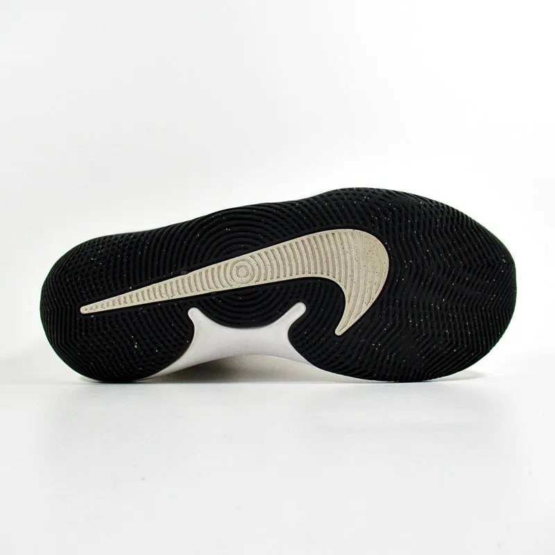 NIKE Precision